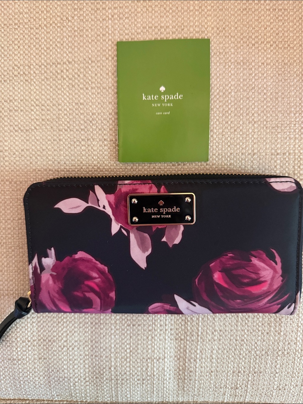 NWOT Kate spade Black Floral Zip Around Wallet with Pink Rose Print